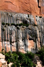 Hanging-Gardens Near-Glen-

Canyon-Dam-and-Bridge