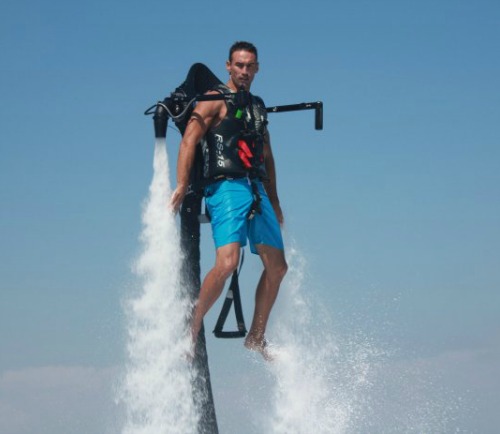 I Flew a 1,000 Horsepower Jetpack. Here's What I Learned.