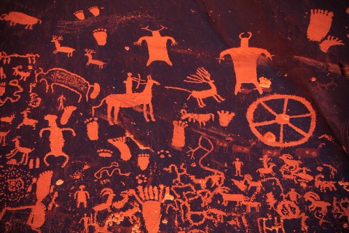 Newspaper Rock