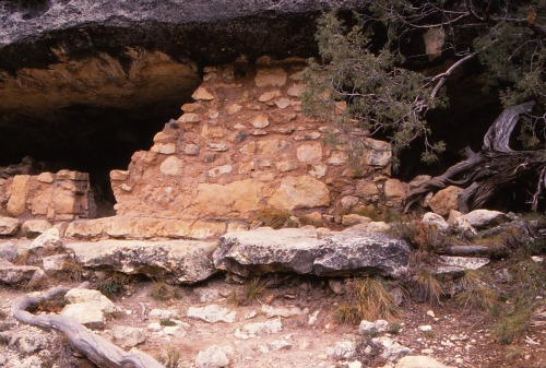 Walnut Canyon National Monument  Cliff Dwelling