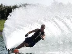 lake-powell-country-water-skiing 